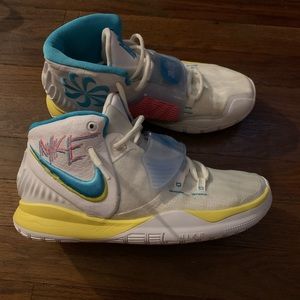 Kyrie 6 90’s Boys Size 7 Basketball Nike Shoe